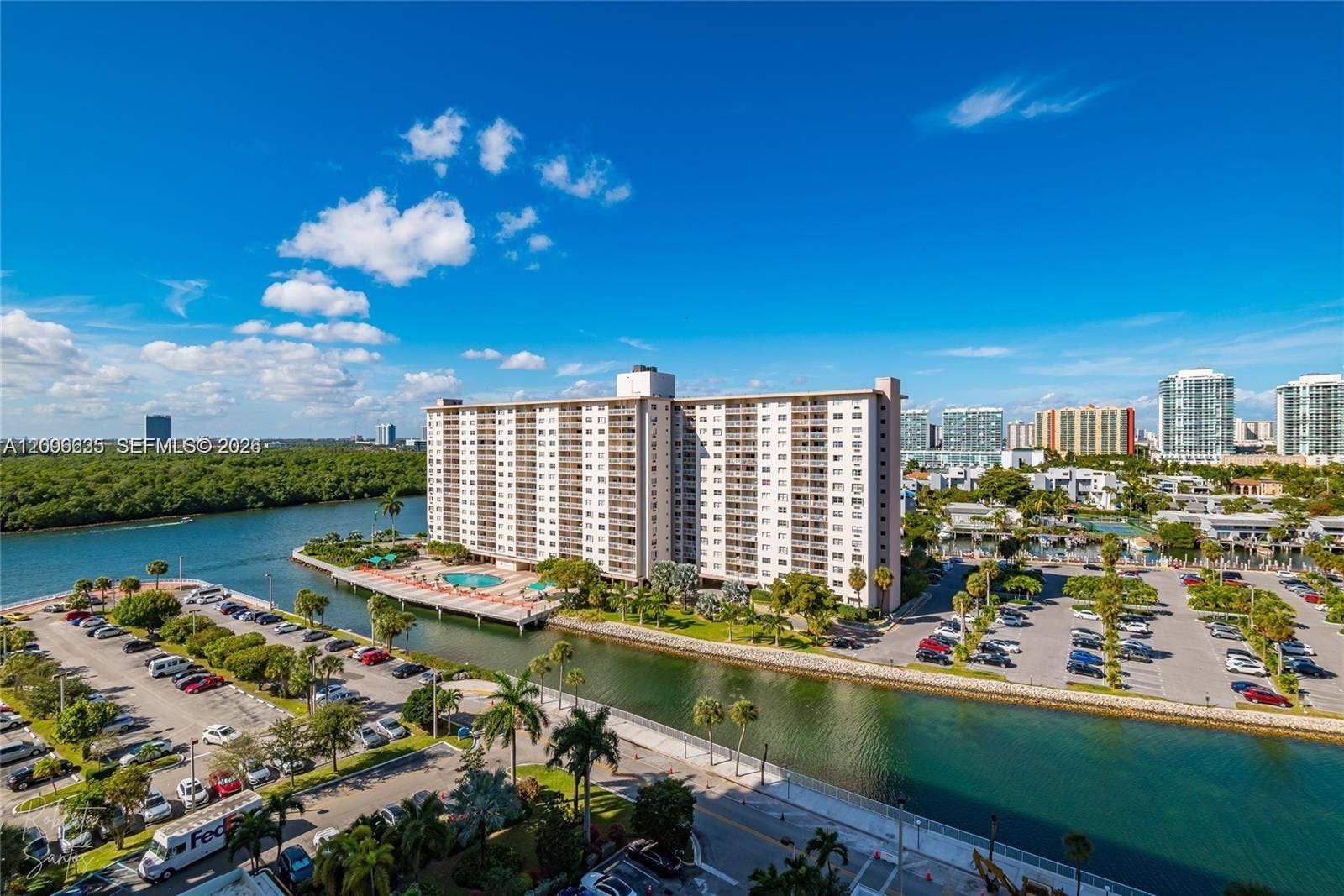 500 Bayview Drive, #1227, Sunny Isles Beach, Sunny Isles Beach, FL 33160 Photo 5
