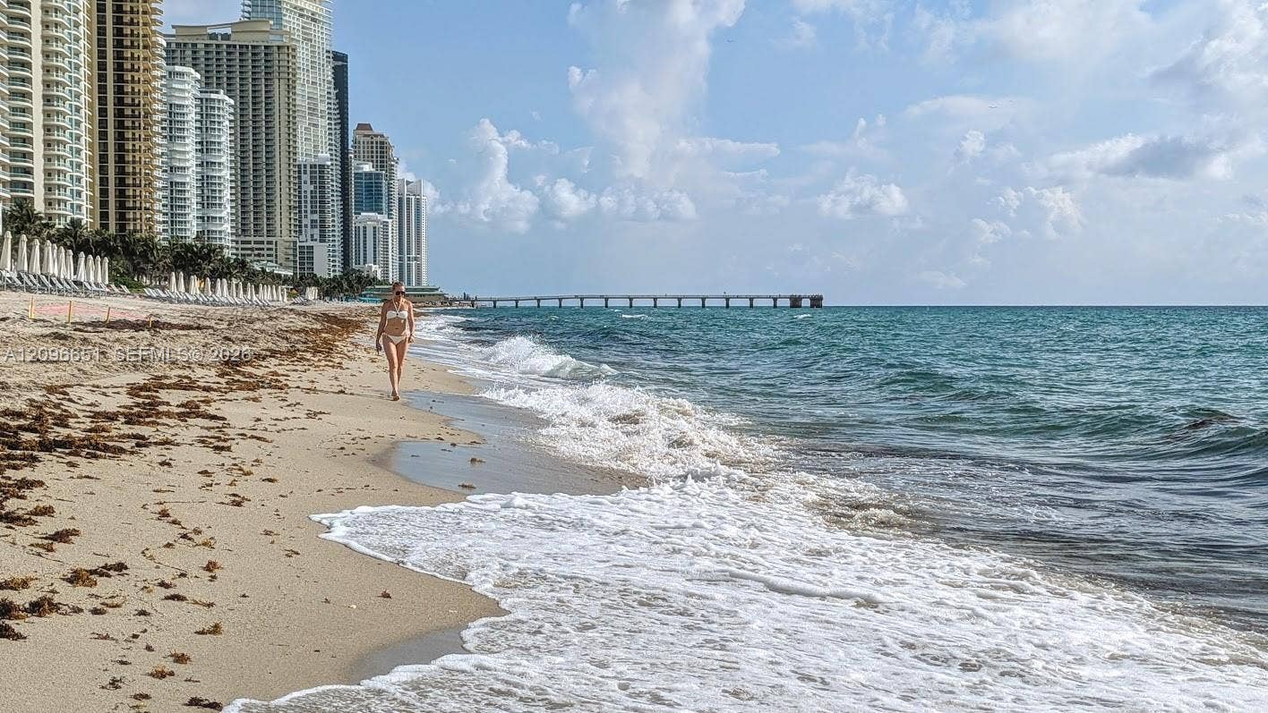 300 Bayview Drive, #206, Sunny Isles Beach, FL 33160 Photo 35