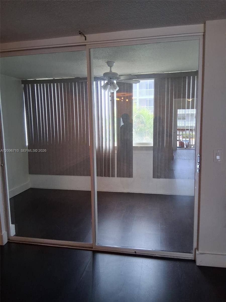 Hallandale Beach, FL 33009 Photo 7