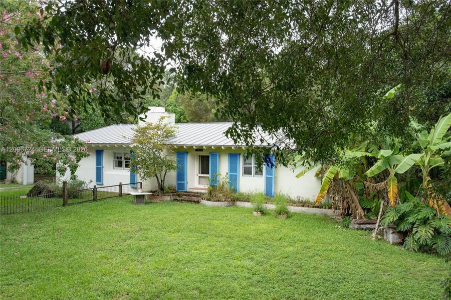 Property photo for 13900 Old Cutler Road, Palmetto Bay, FL