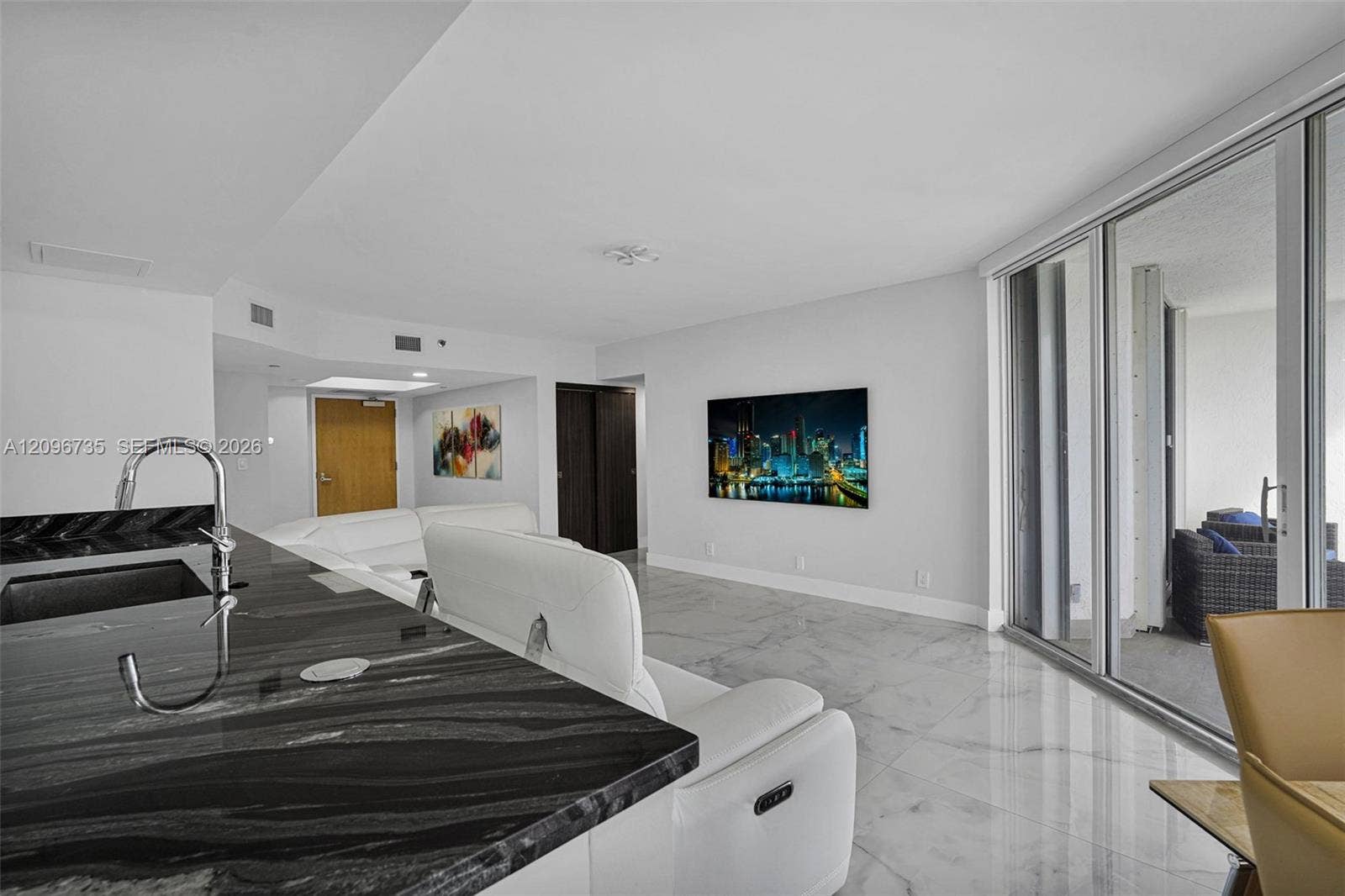 16485 Collins Avenue, #738, Sunny Isles Beach, FL 33160 Photo 12