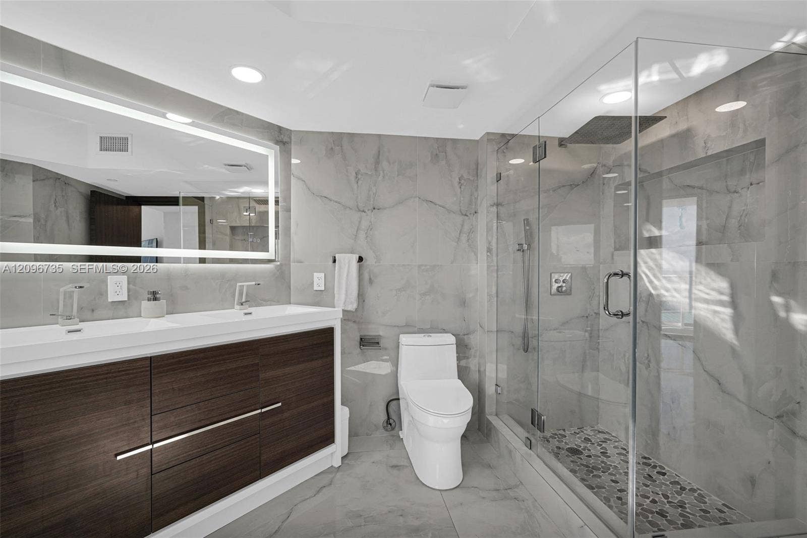 16485 Collins Avenue, #738, Sunny Isles Beach, FL 33160 Photo 33