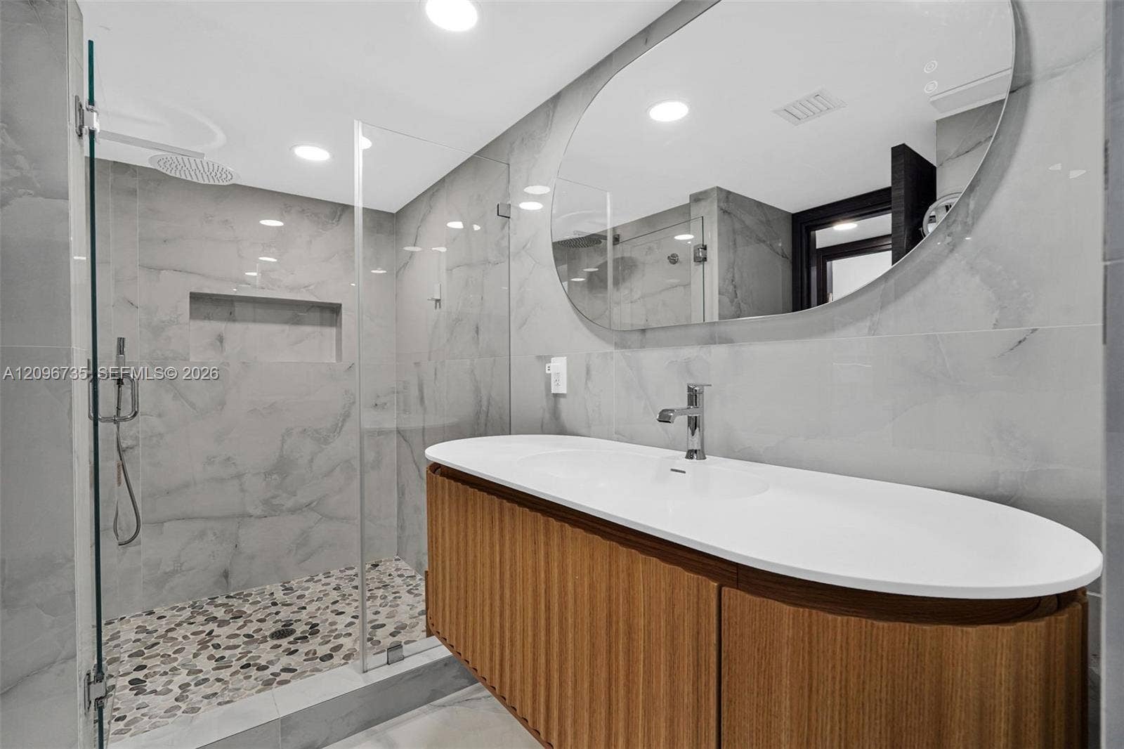 16485 Collins Avenue, #738, Sunny Isles Beach, FL 33160 Photo 41