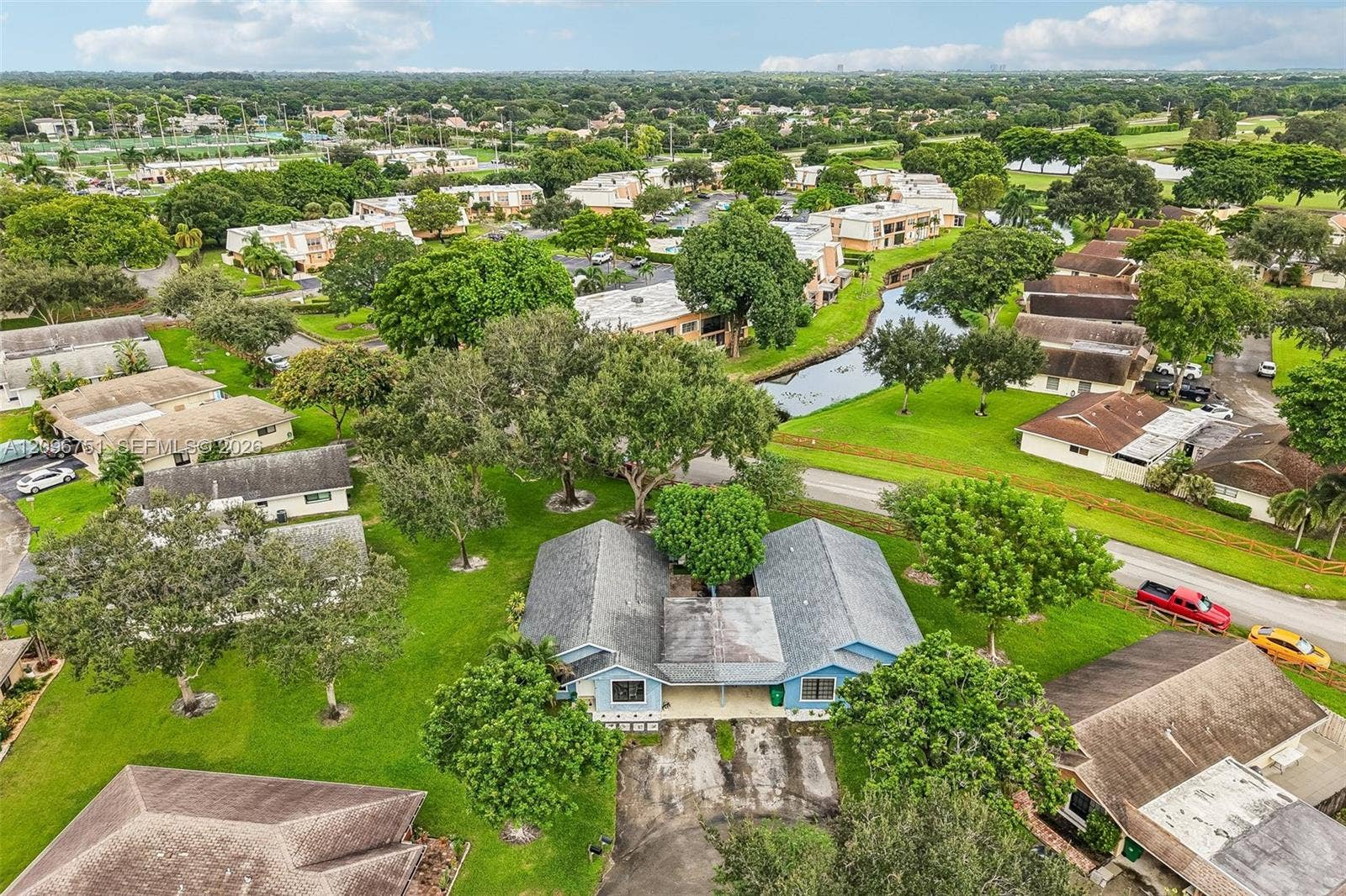 3721 W Valley Green Drive, #48, Davie, FL 33328 Photo 36
