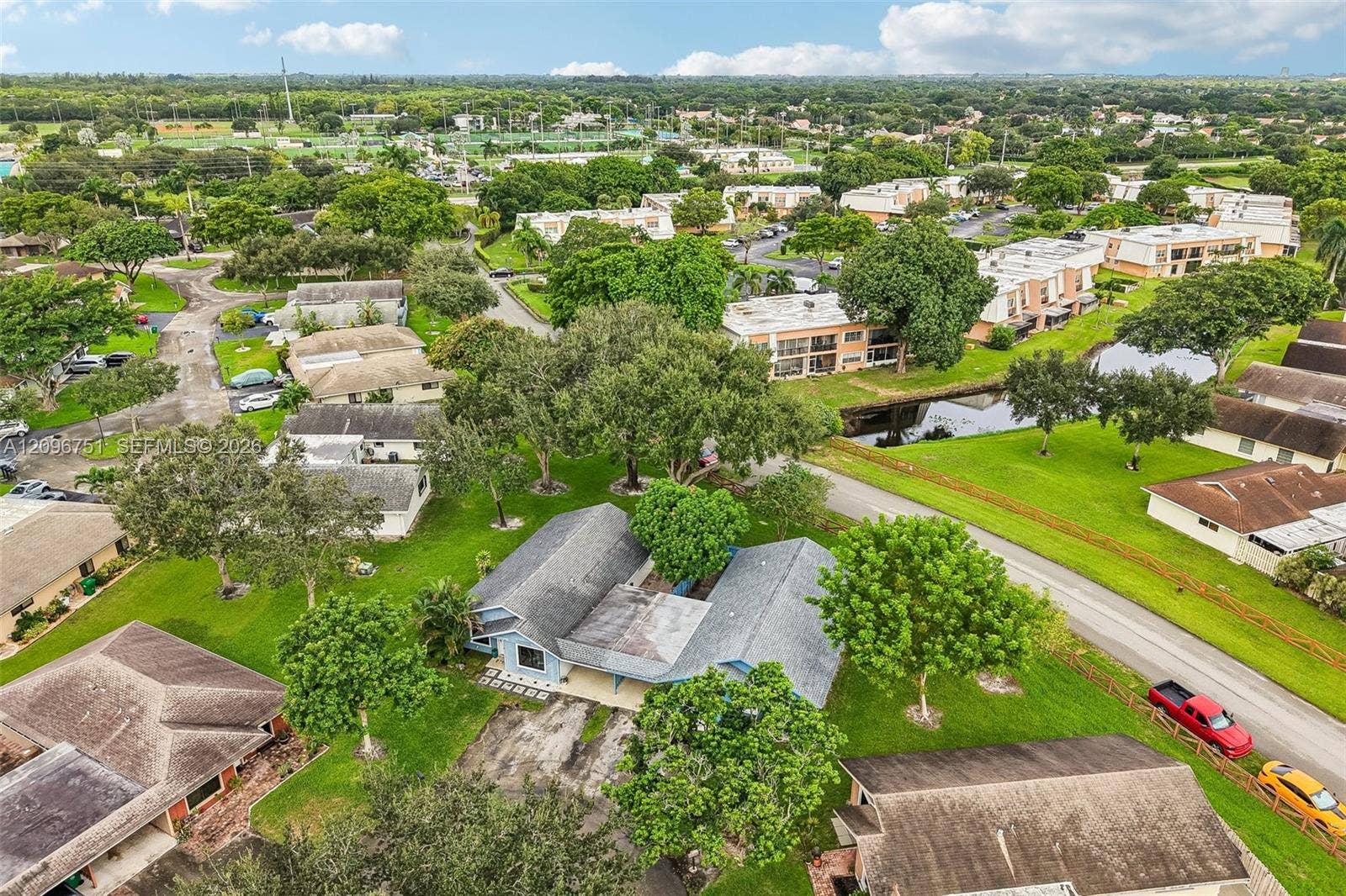 3721 W Valley Green Drive, #48, Davie, FL 33328 Photo 35