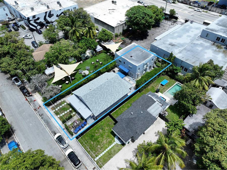 Property photo for 550 NW 30th Street, Miami, FL