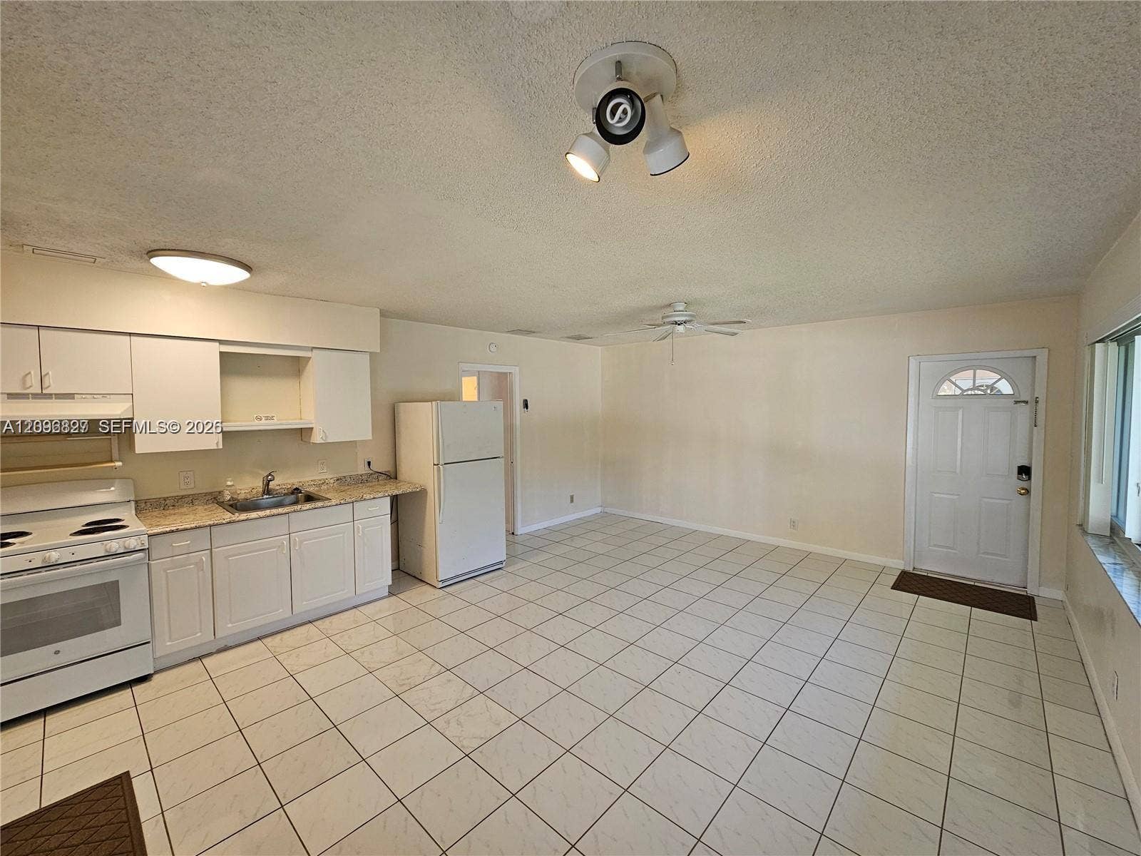3221 NE 7th Place, #B, Pompano Beach, Pompano Beach, FL 33062 Photo 8