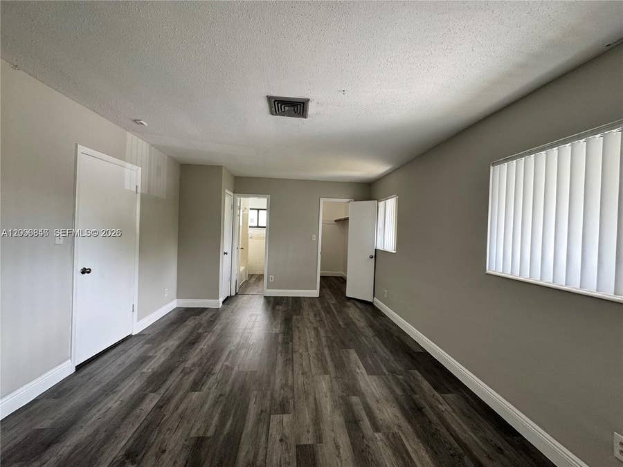 Property photo for 1041 SW 15th Avenue, #5B, Fort Lauderdale, FL