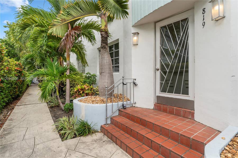 Property photo for 819 Meridian Avenue, #5, Miami Beach, FL