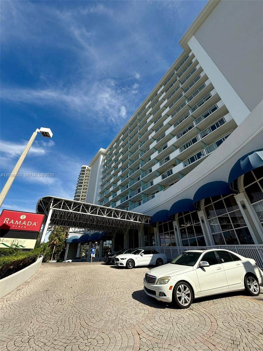 19201 Collins Avenue, #241, Sunny Isles Beach, FL 33160 Photo 18