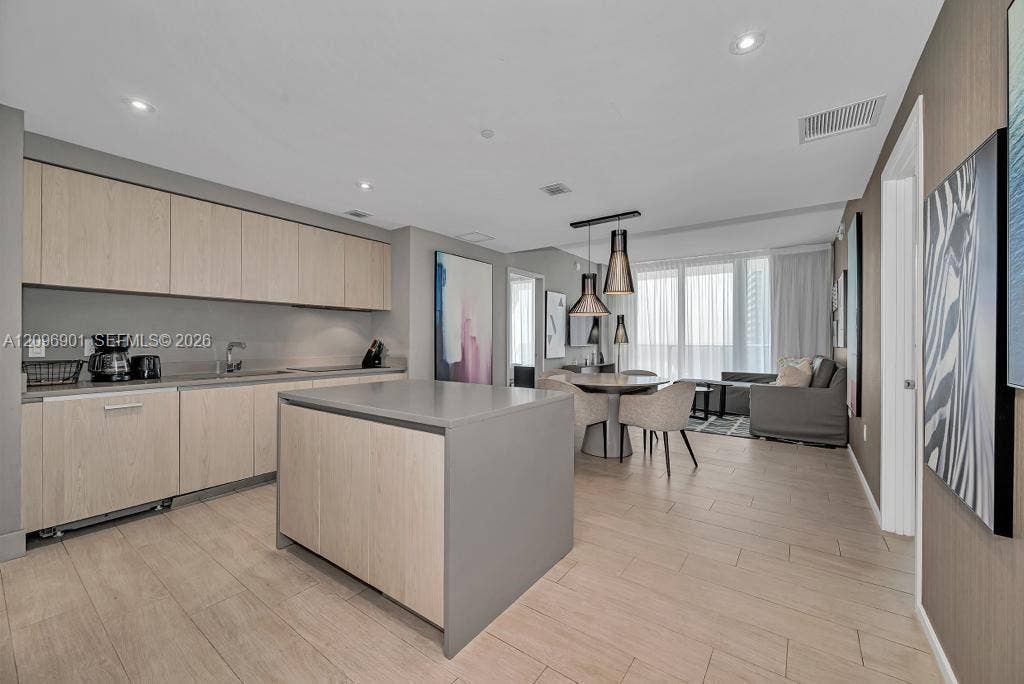 4010 S Ocean Drive, #R907, Hollywood, FL 33019 Photo 4