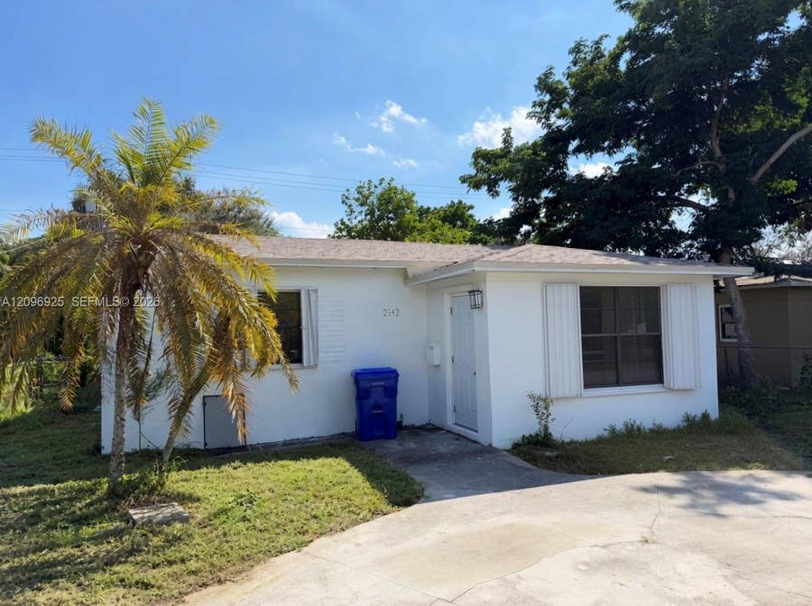 Property photo for 2542 Taft Street, Hollywood, FL