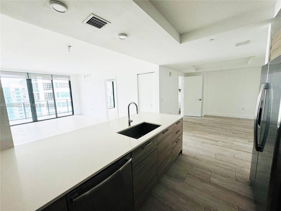 Property photo for 121 NE 34th Street, #2302, Miami, FL