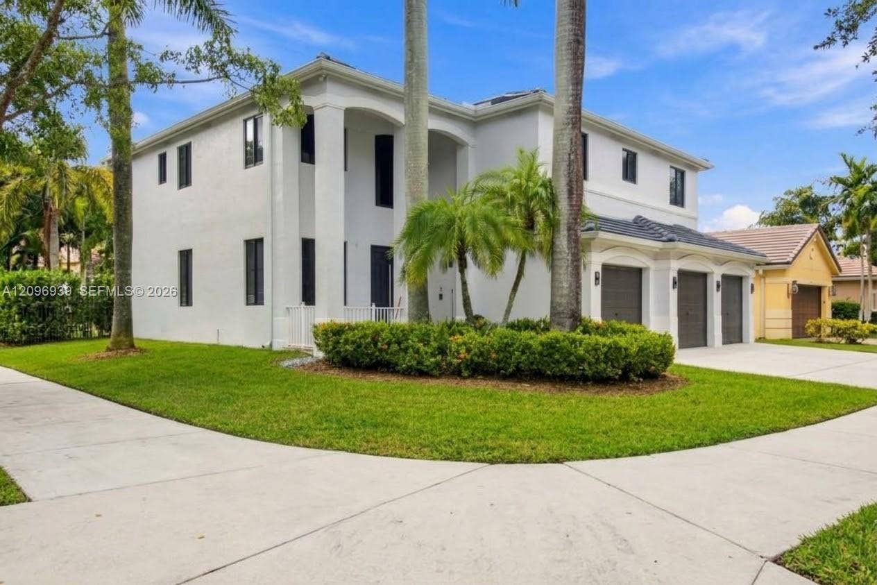 1073 Allamanda Way, Weston, FL 33327 Photo 4