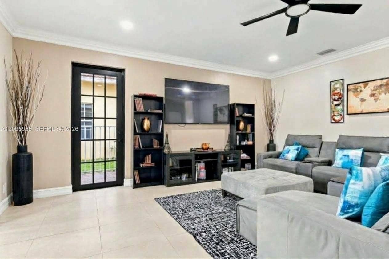 1073 Allamanda Way, Weston, FL 33327 Photo 23