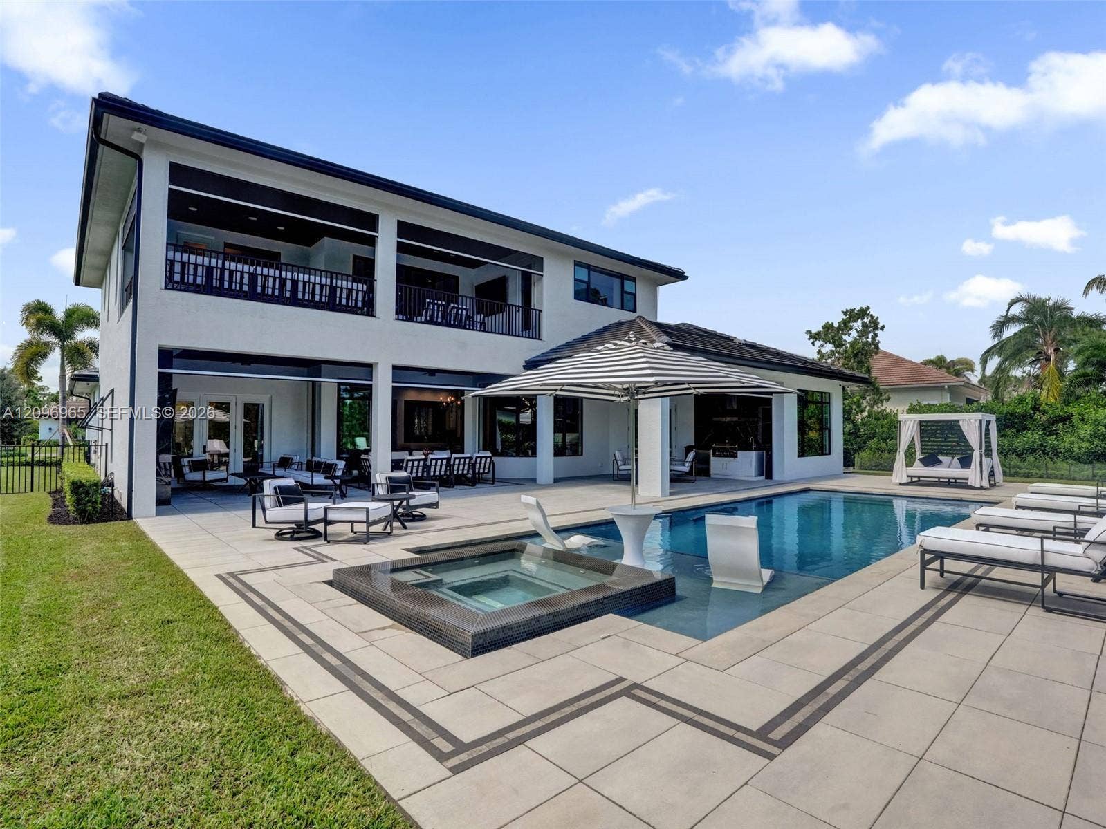 10157 SE Sandpine Lane, Hobe Sound, FL 33455 Photo 3