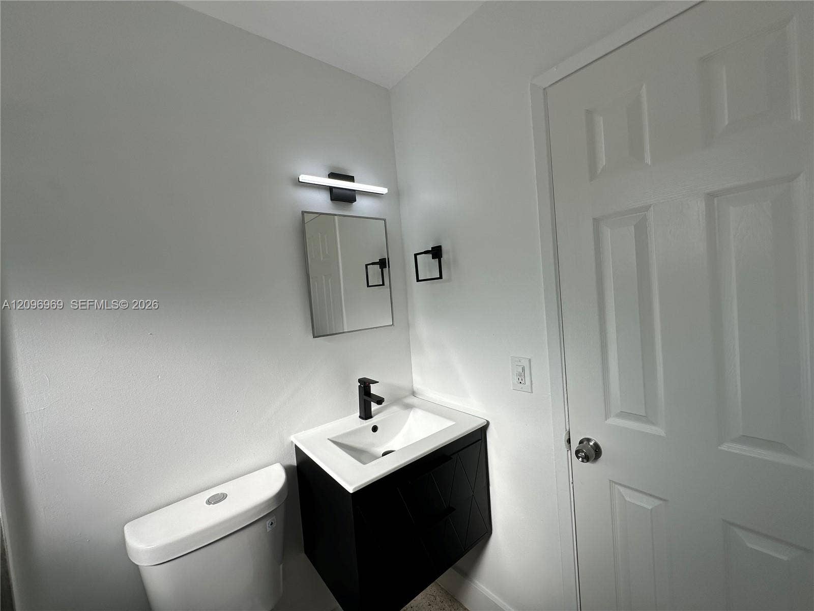 510 NE 4th Avenue, #510, Hallandale Beach, Hallandale Beach, FL 33009 Photo 17