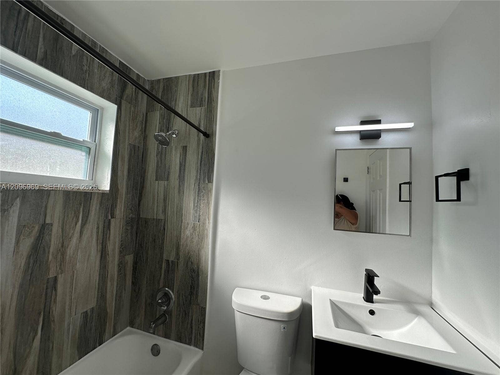 510 NE 4th Avenue, #510, Hallandale Beach, Hallandale Beach, FL 33009 Photo 16