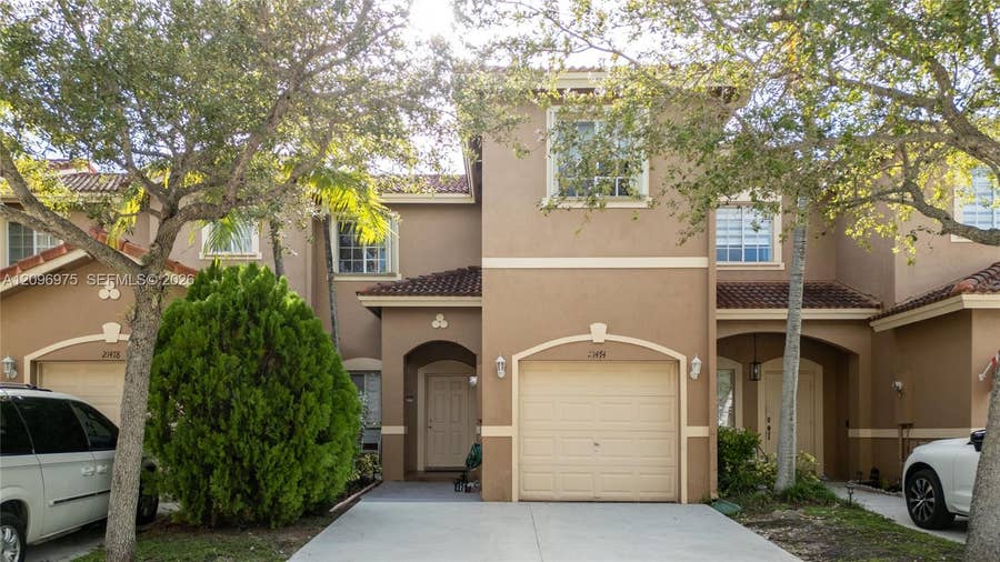 Property photo for 21474 SW 85th Path, Cutler Bay, FL