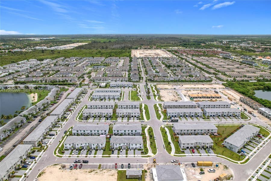 Property photo for 716 SE 14th Street, Homestead, FL