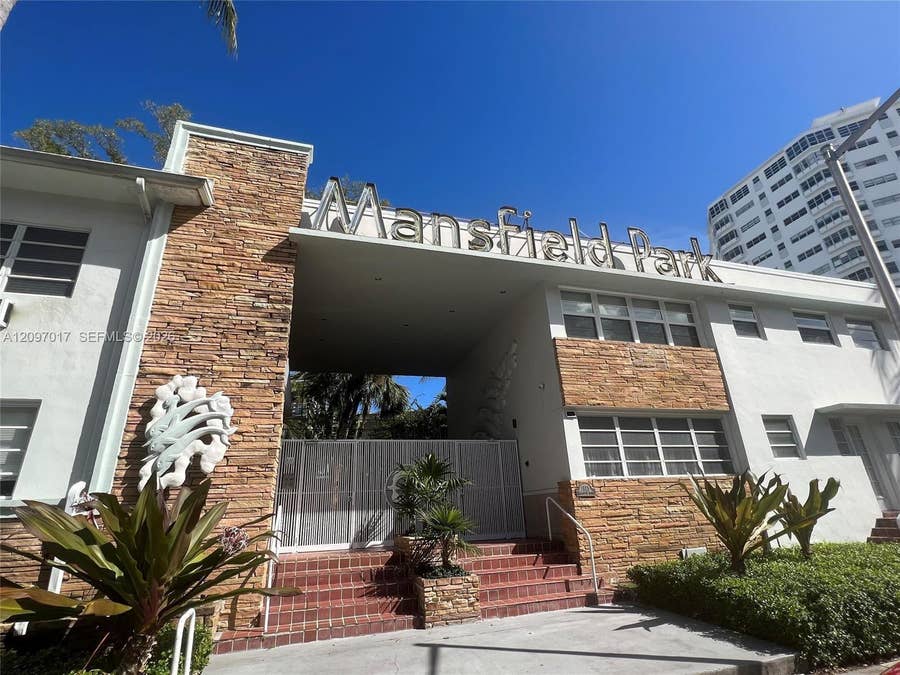 Property photo for 1925 Washington Avenue, #10, Miami Beach, FL