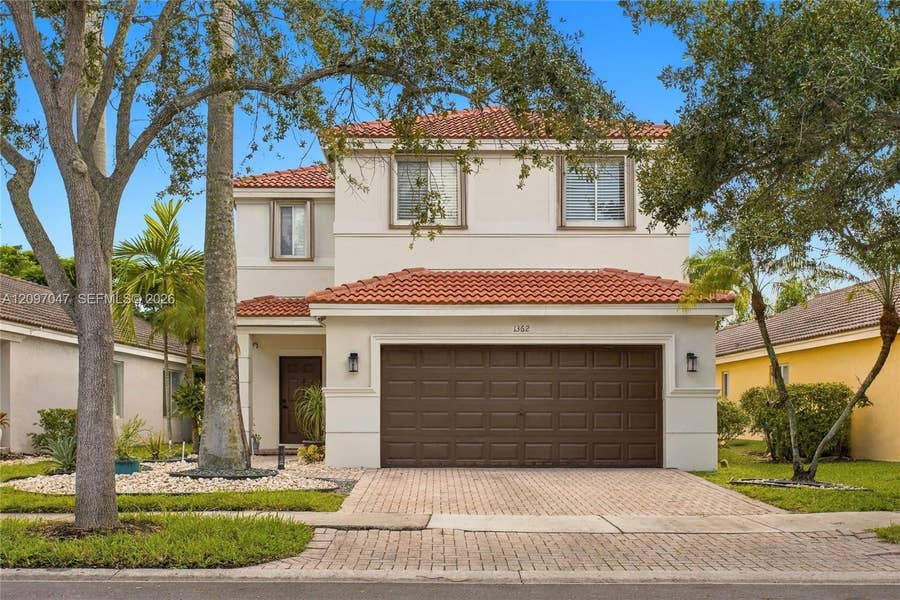Property photo for 1362 Canary Island Drive, Weston, FL