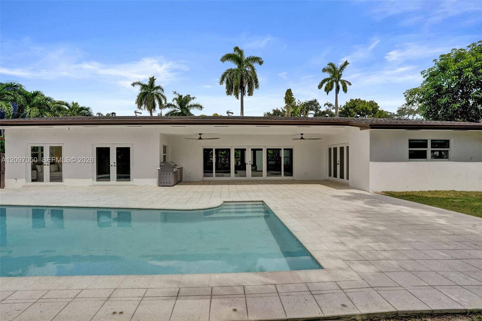 1990 NE 197th Terrace, Miami, FL 33179 Photo 32