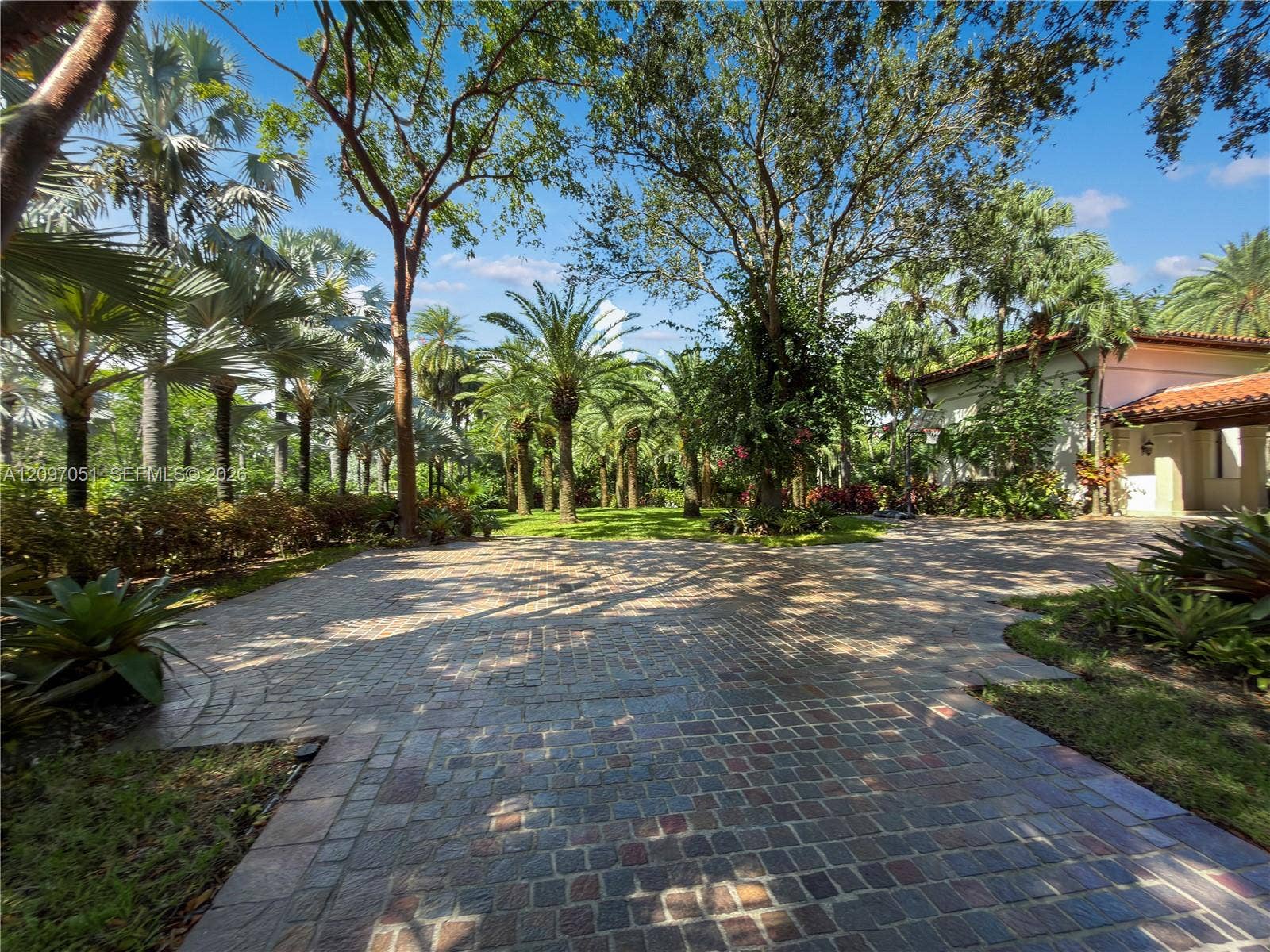 8901 Arvida Lane, Coral Gables, FL 33156 Photo 22