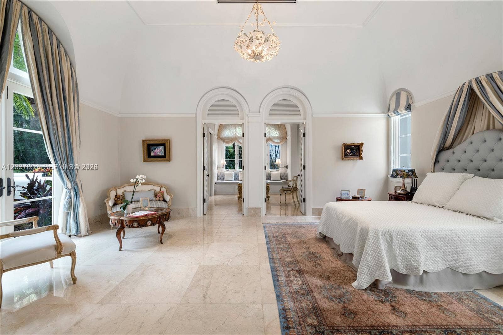 8901 Arvida Lane, Coral Gables, FL 33156 Junior Suite on First Floor