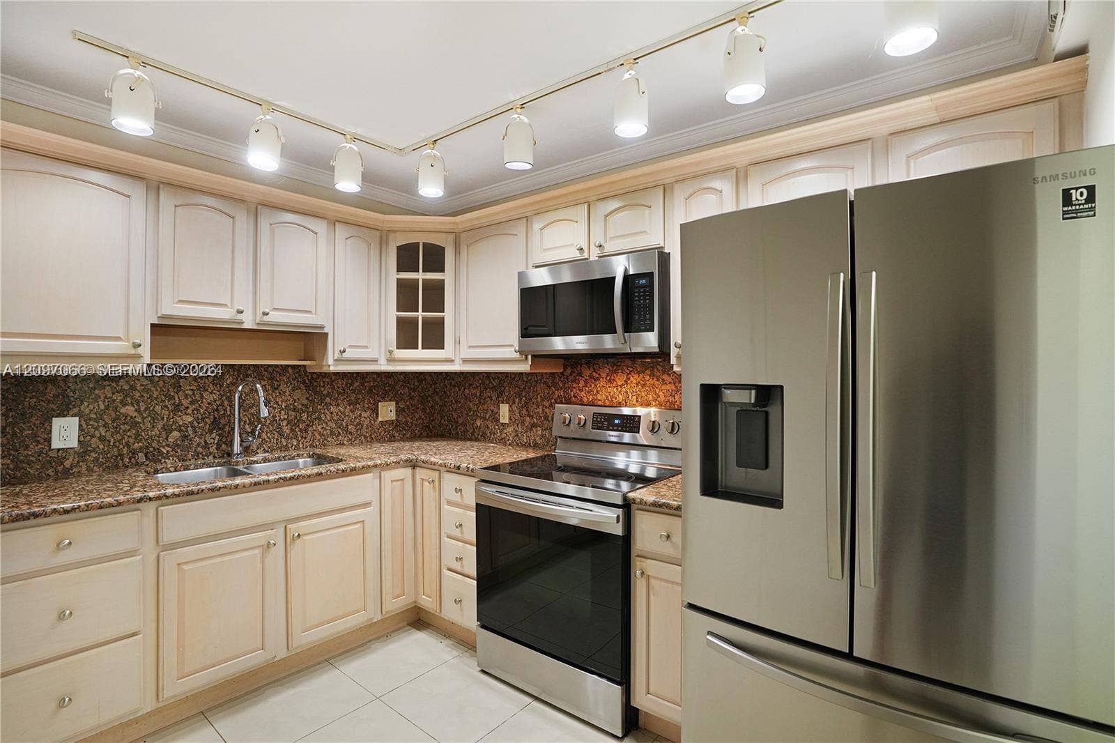 3800 S Ocean Drive, #414, Hollywood, FL 33019 Photo 4