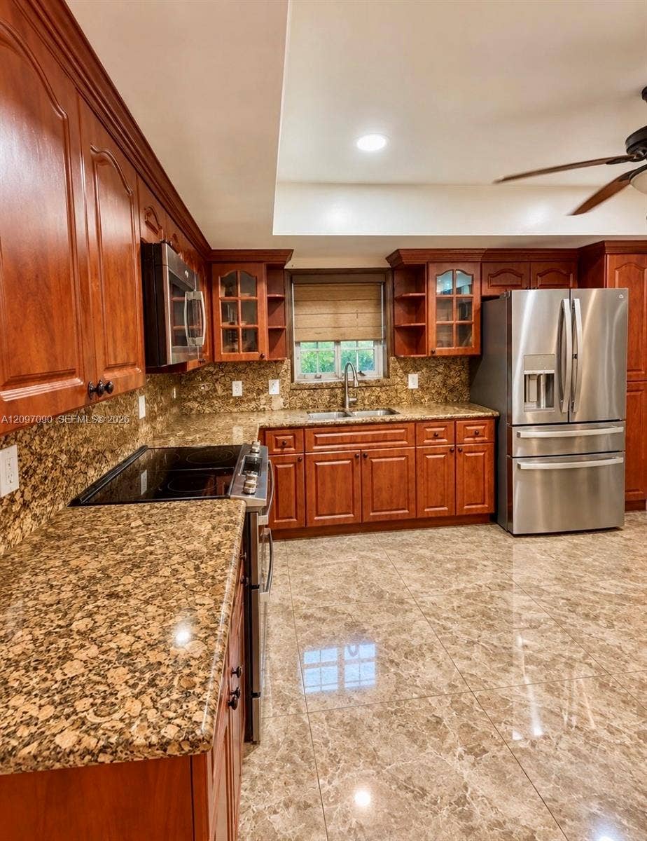 11810 NW 16th Street, Pembroke Pines, FL 33026 Photo 9