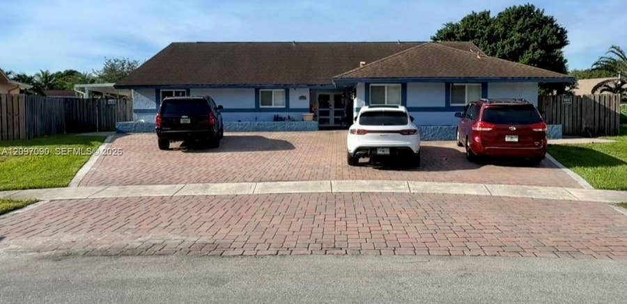 Property photo for 11810 NW 16th Street, Pembroke Pines, FL