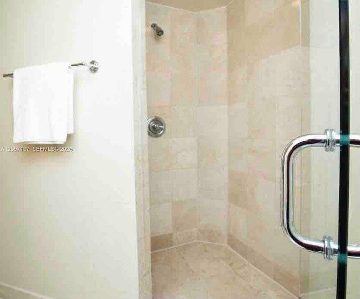 18001 Collins Avenue, #512, Sunny Isles Beach, FL 33160 Photo 7