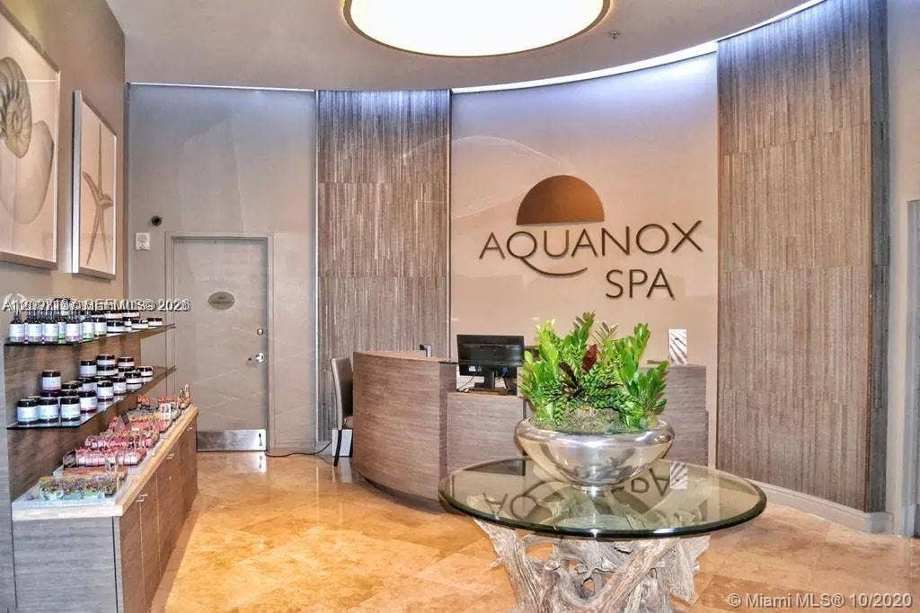 18001 Collins Avenue, #512, Sunny Isles Beach, FL 33160 Photo 19