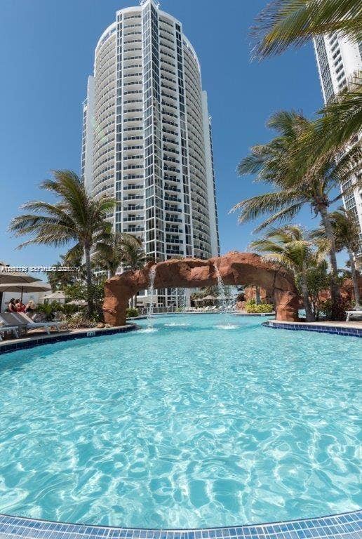 18001 Collins Avenue, #2504, Sunny Isles Beach, FL 33160 Photo 9