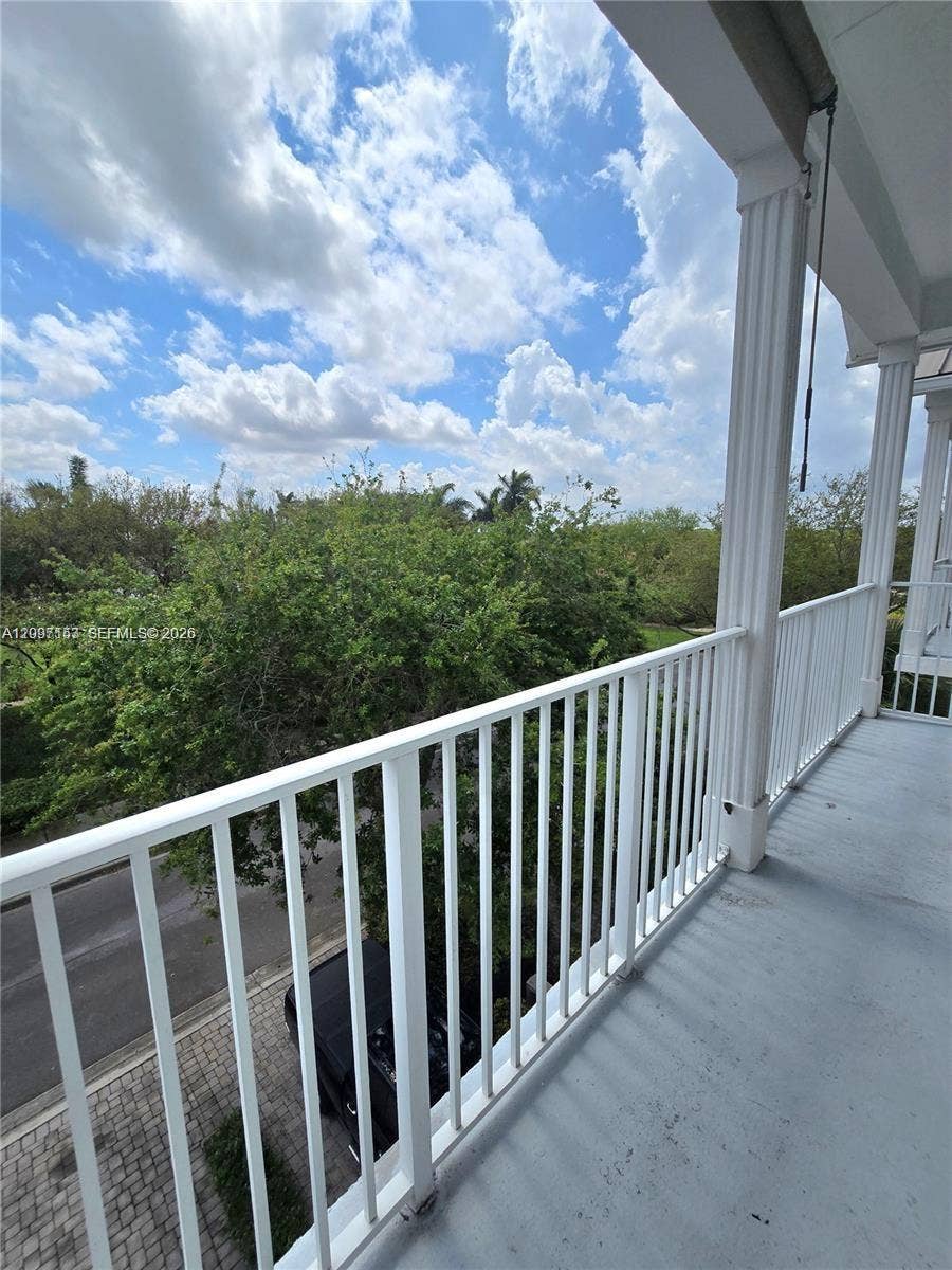 6841 N Lakeside Circle N, #109-1, Davie, Davie, FL 33314 Photo 32