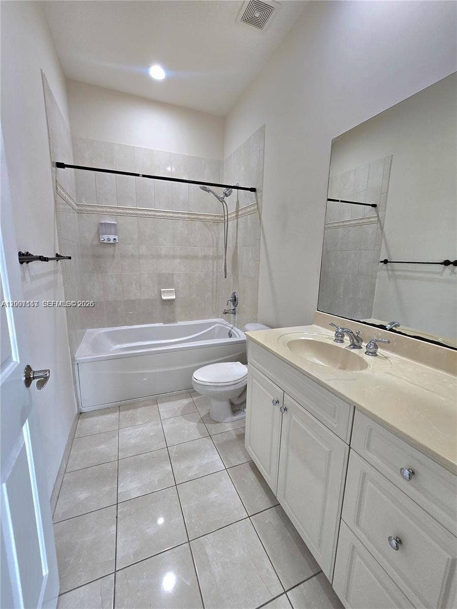6841 N Lakeside Circle N, #109-1, Davie, Davie, FL 33314 Photo 30