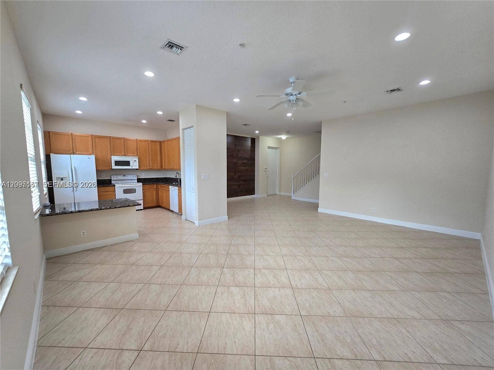 6841 N Lakeside Circle N, #109-1, Davie, Davie, FL 33314 Photo 12