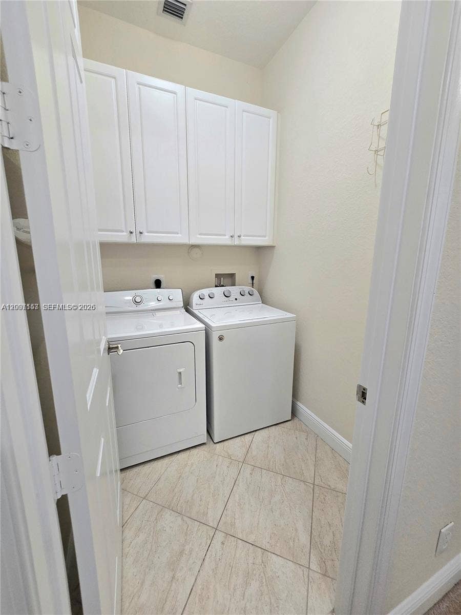 6841 N Lakeside Circle N, #109-1, Davie, Davie, FL 33314 Photo 20