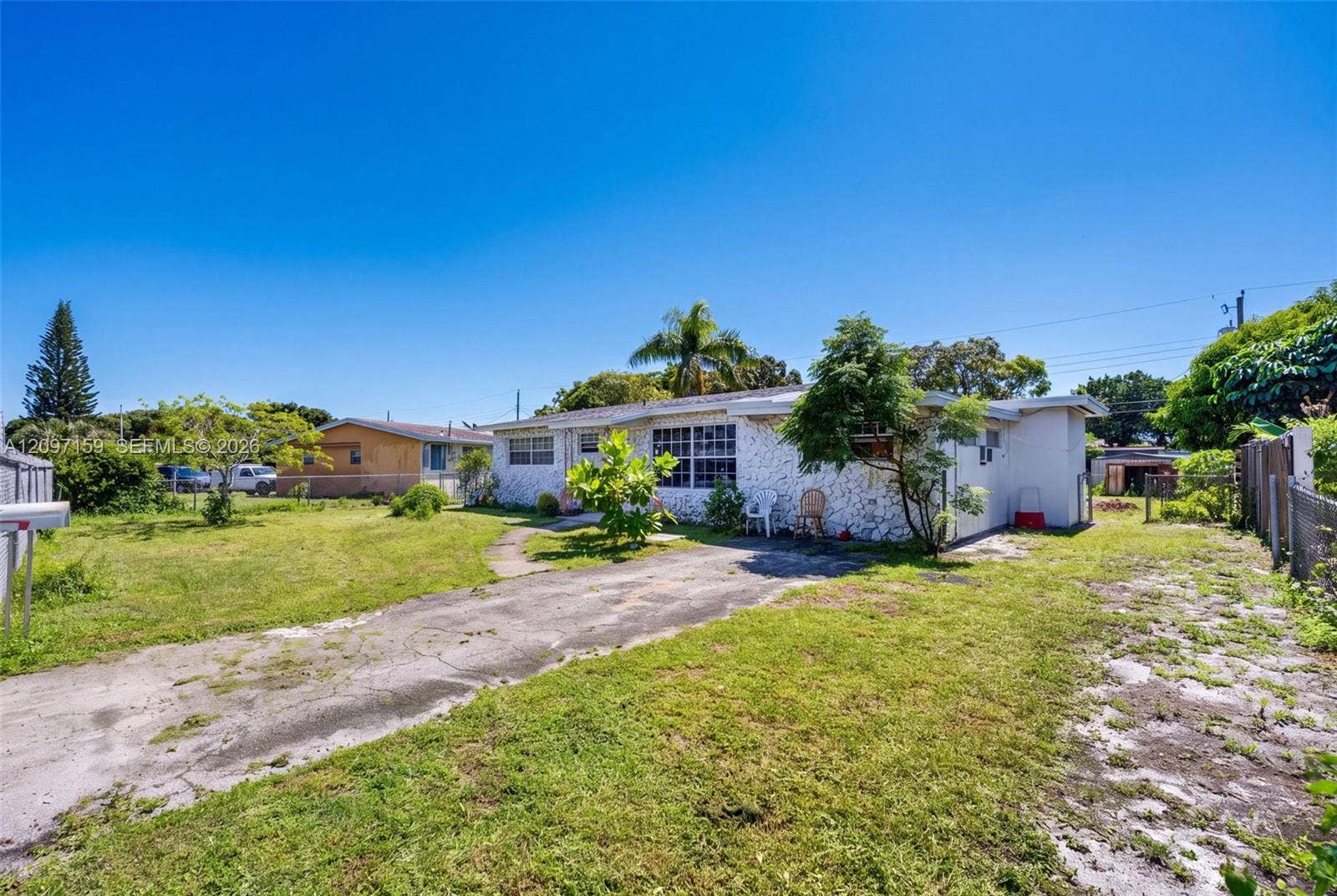 3020 SW 8th Street, Fort Lauderdale, FL 33312 Photo 3