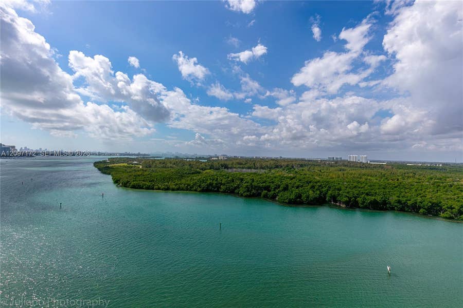 Property photo for 500 Bayview Drive, #1818, Sunny Isles Beach, FL