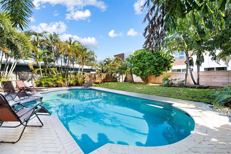Property photo for 1236 N Victoria Park Road, #0, Fort Lauderdale, FL