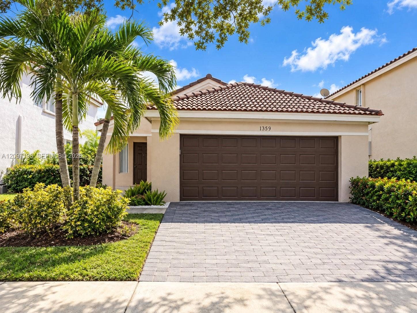 1359 Sabal Trail, Weston, FL 33327 Photo 2