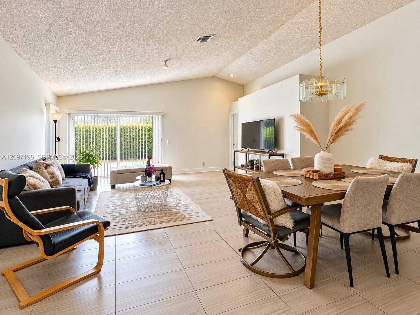 1359 Sabal Trail, Weston, FL 33327 Photo 4
