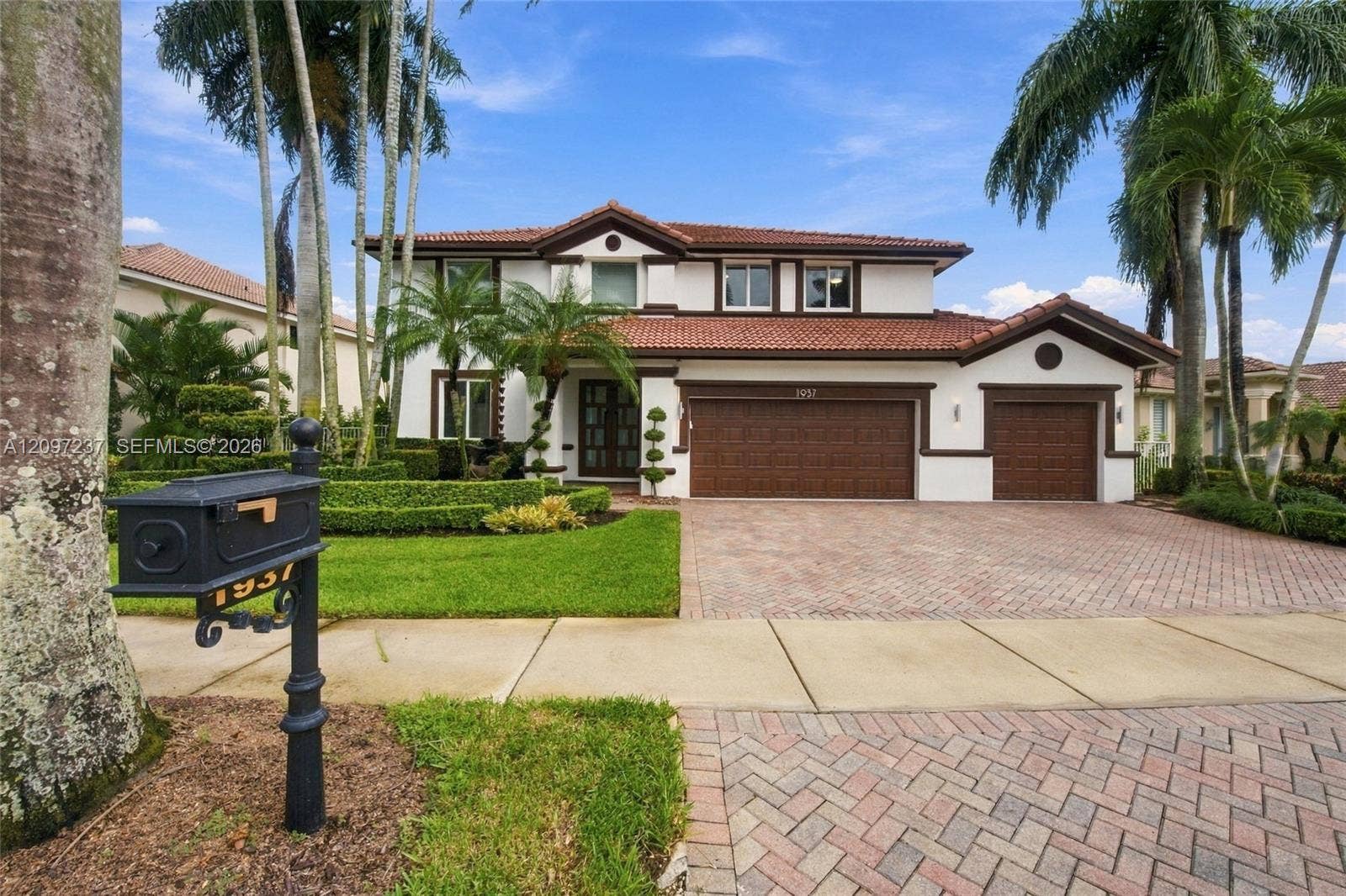 1937 Timberline Road, Weston, FL 33327 Photo 1