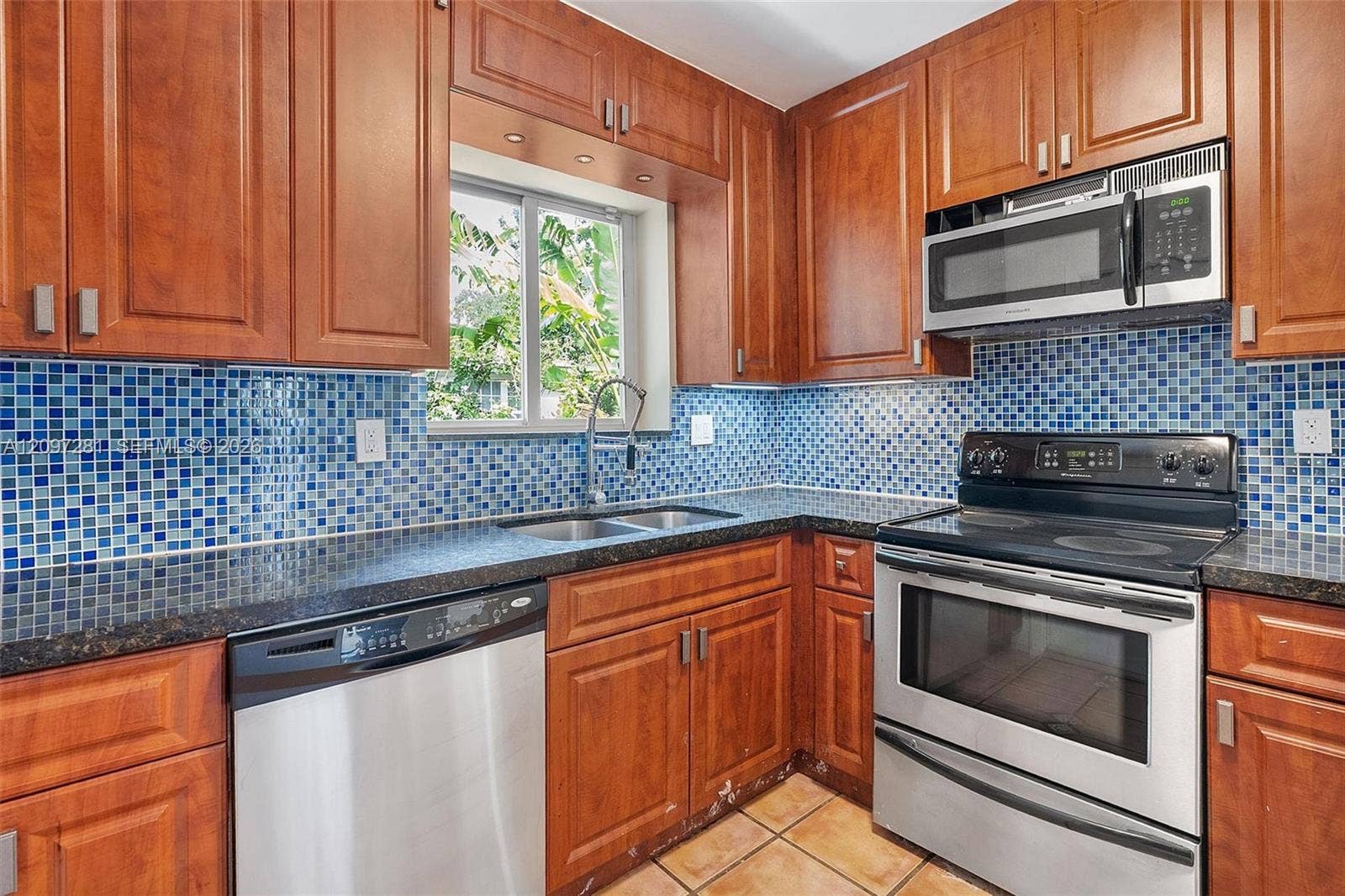 77 NW 106th Street, Miami Shores, FL 33150 Photo 3