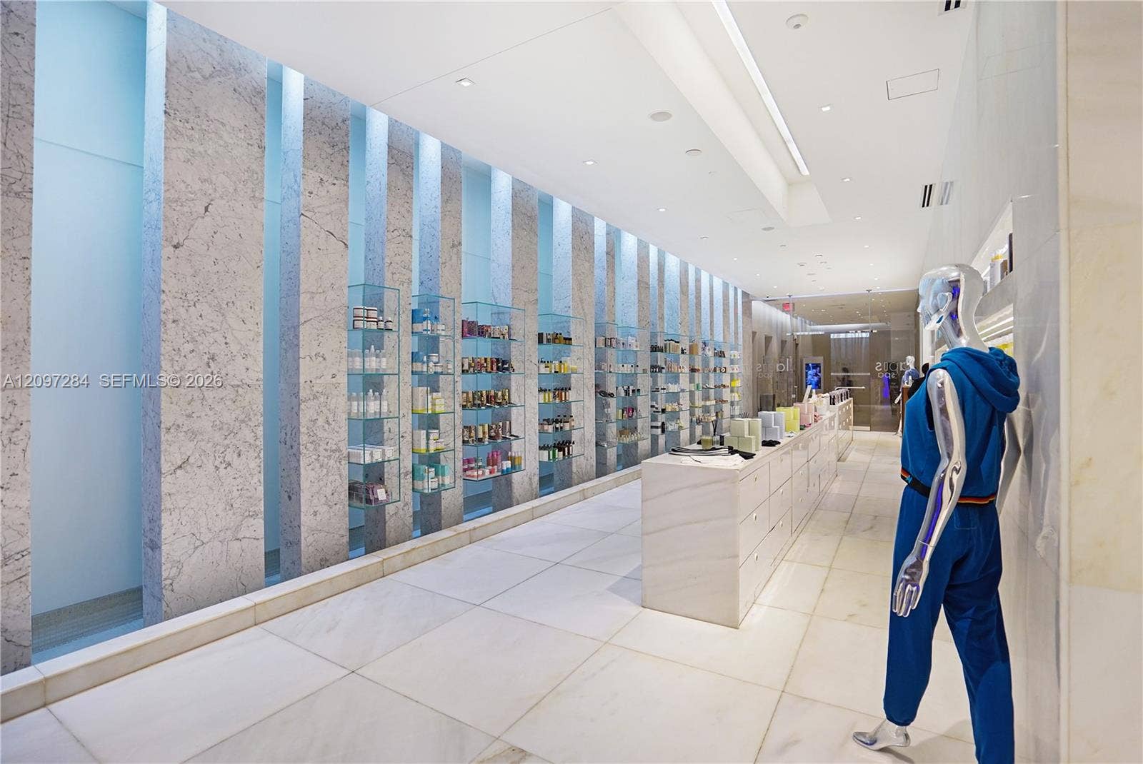 4401 Collins Avenue, #1017, Miami Beach, FL 33140 Lapis spa