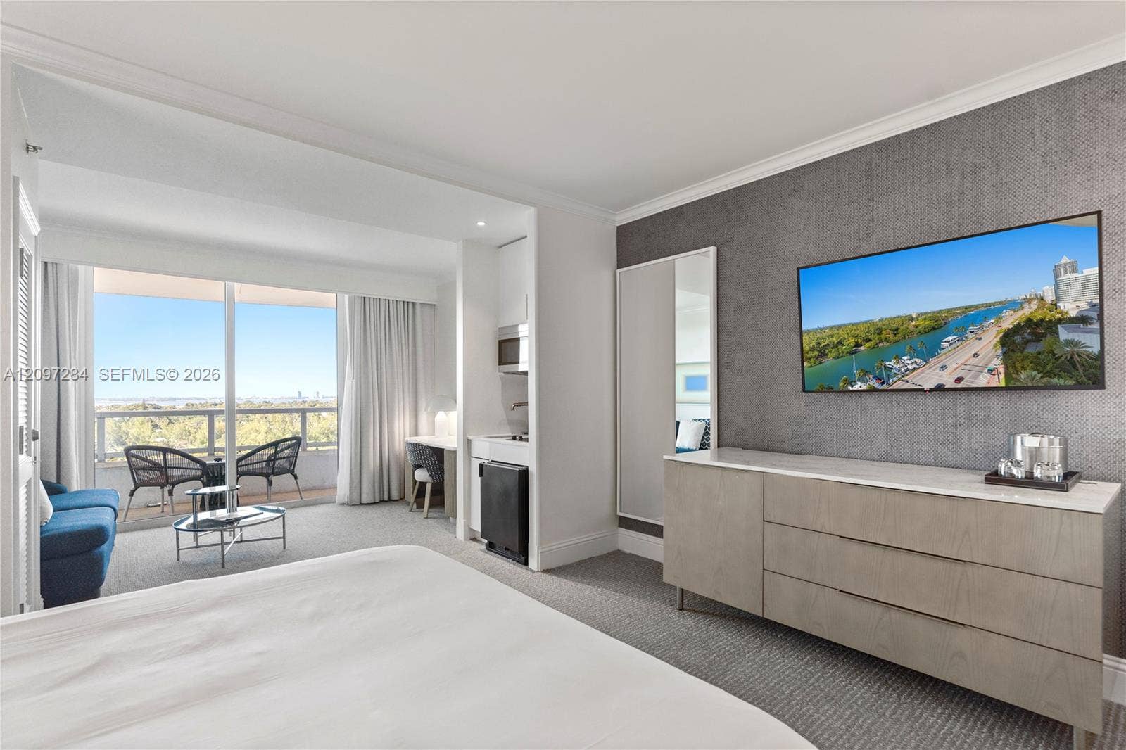4401 Collins Avenue, #1017, Miami Beach, FL 33140 Photo 8