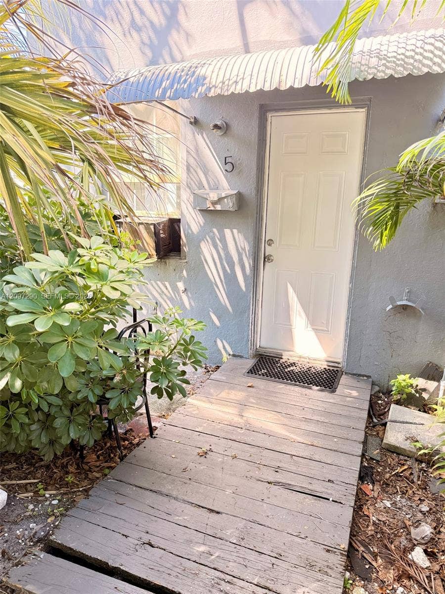 Property photo for 1111 N 22nd Avenue, #5, Hollywood, FL