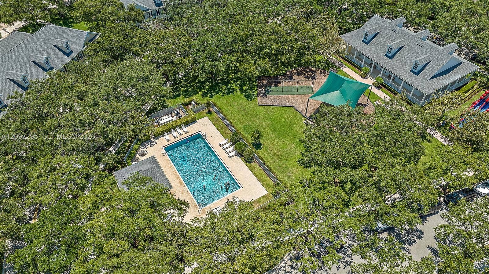 248 Honeysuckle Drive, Jupiter, FL 33458 Clubhouse / Pool